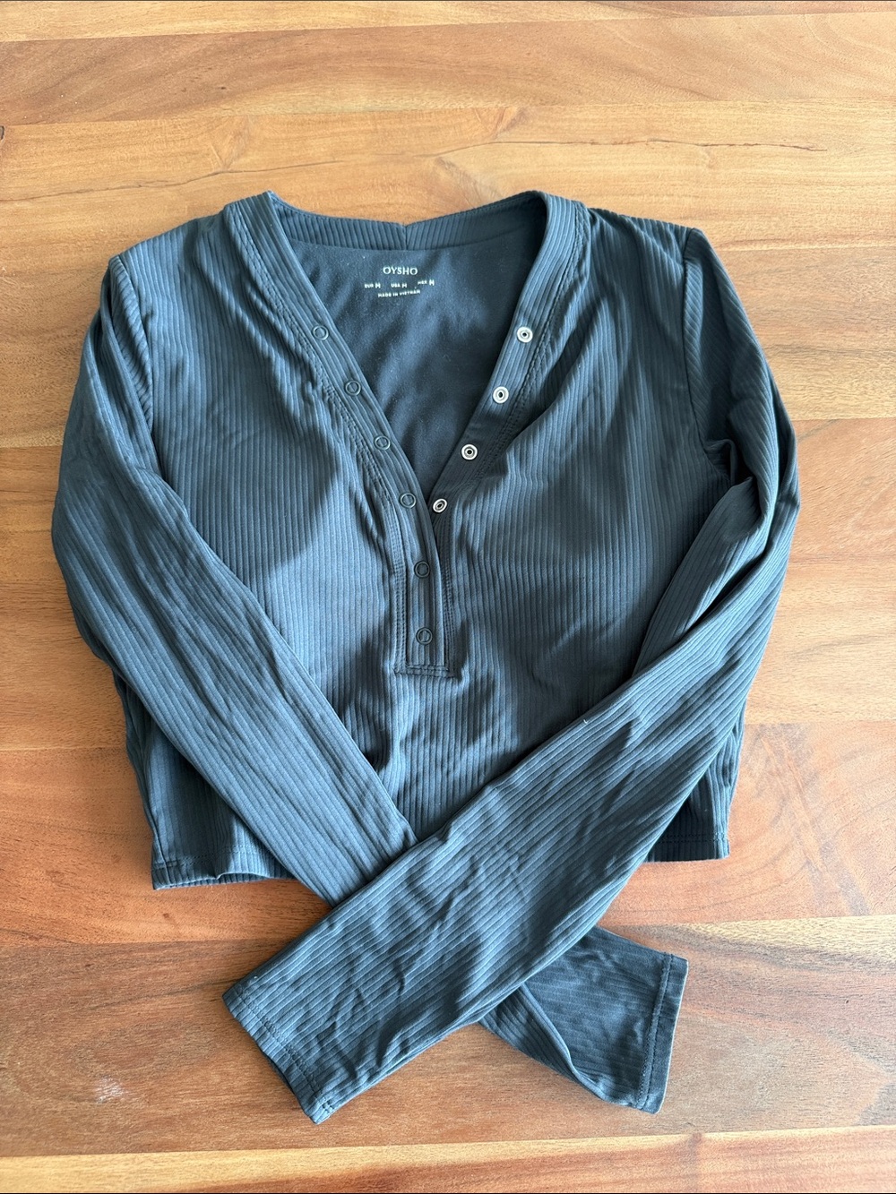 OYSHO cropped workout top - built in bra